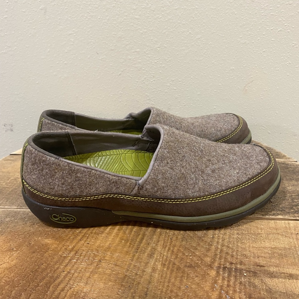 Womens Chaco Sloan Slip On Shoes Size 9